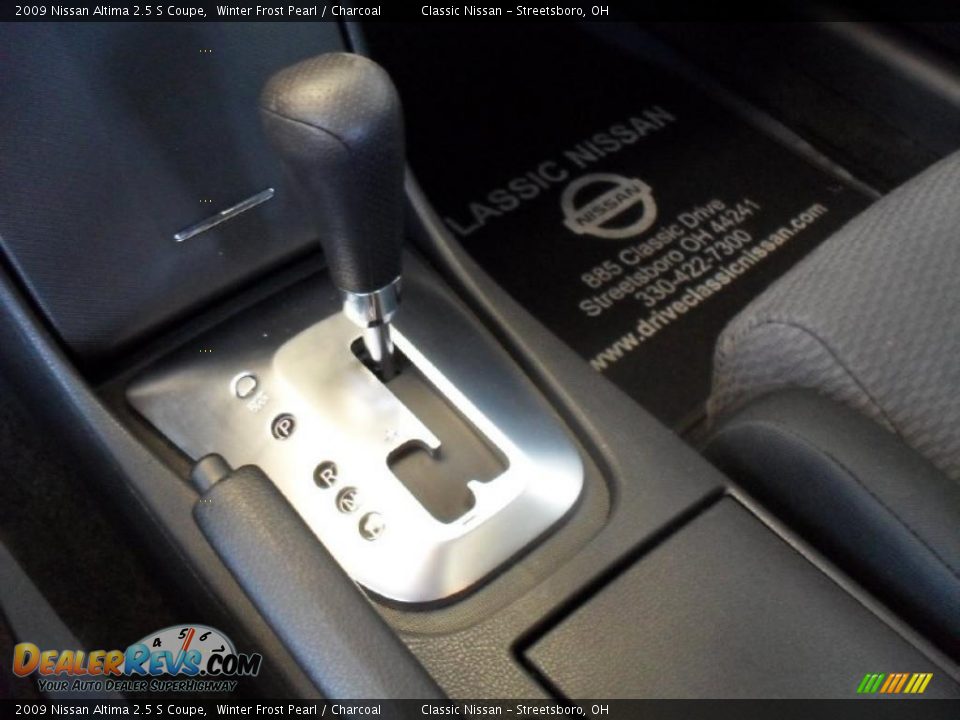 2009 Nissan Altima 2.5 S Coupe Winter Frost Pearl / Charcoal Photo #25