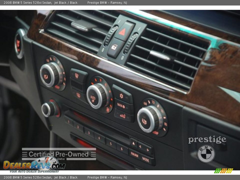 2008 BMW 5 Series 528xi Sedan Jet Black / Black Photo #17