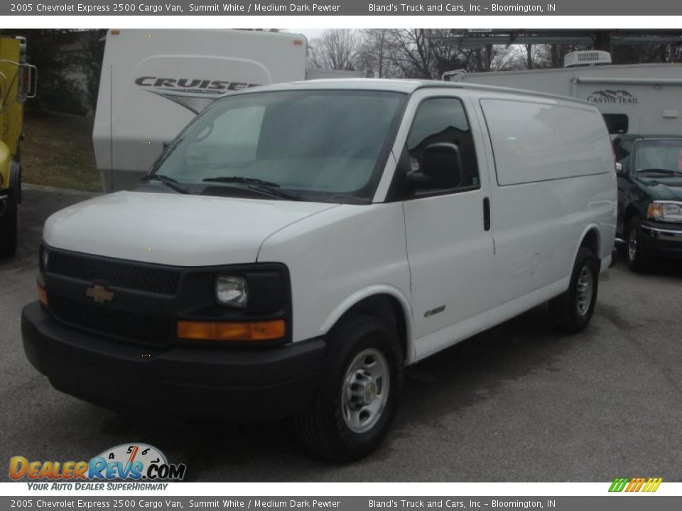2005 Chevrolet Express 2500 Cargo Van Summit White / Medium Dark Pewter Photo #1