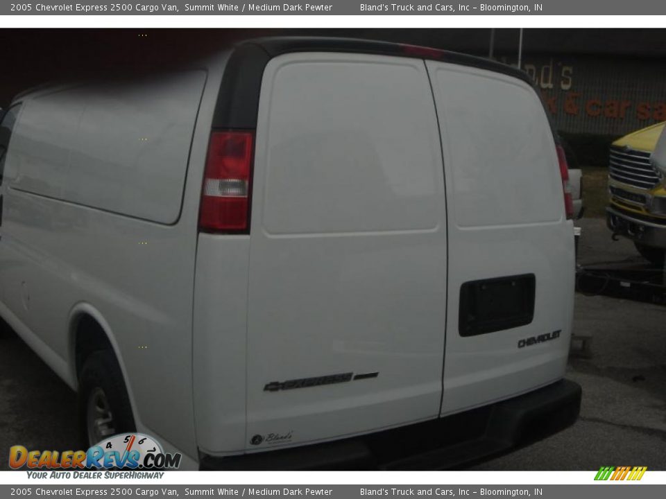 2005 Chevrolet Express 2500 Cargo Van Summit White / Medium Dark Pewter Photo #5