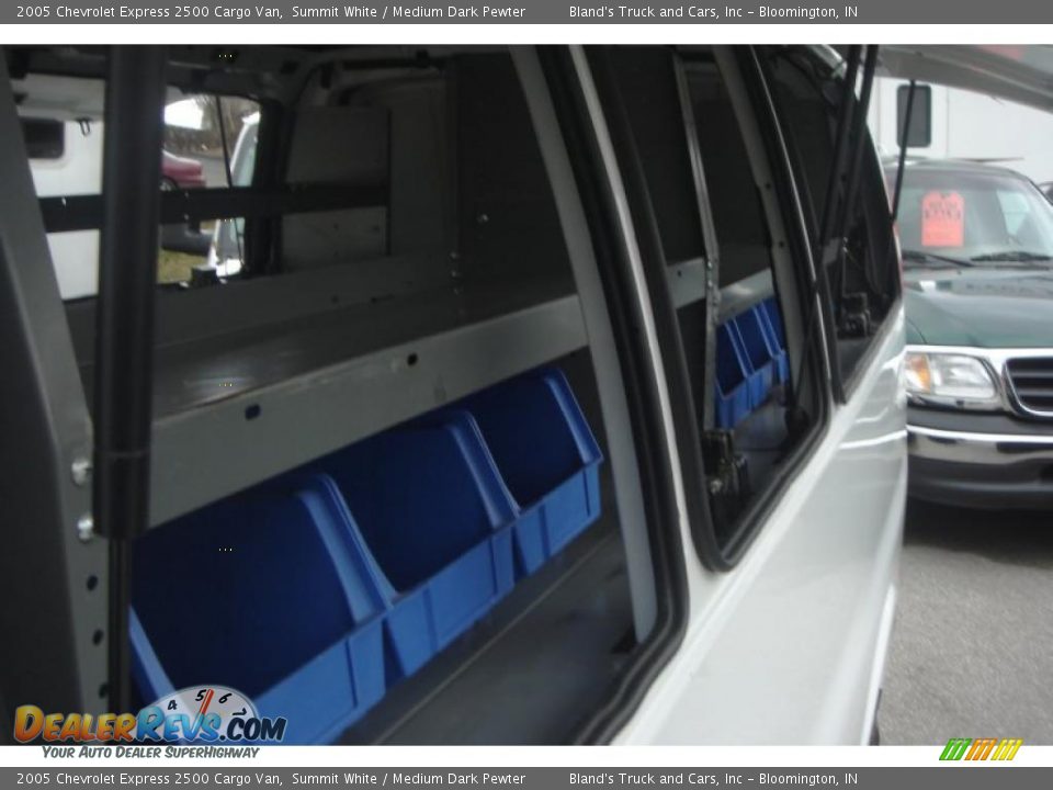 2005 Chevrolet Express 2500 Cargo Van Summit White / Medium Dark Pewter Photo #20