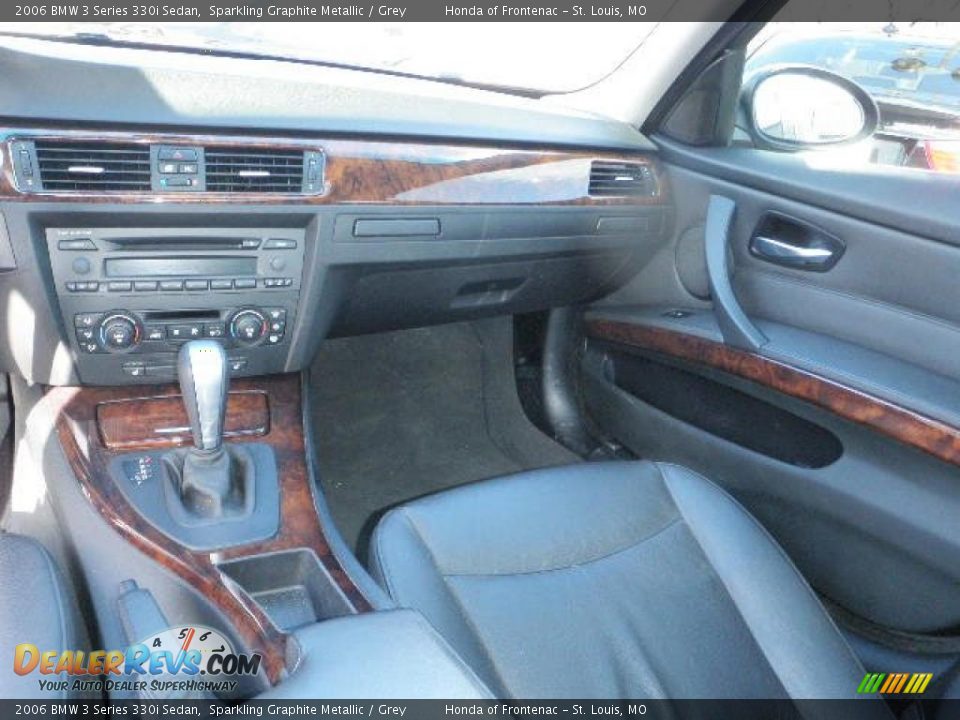 2006 BMW 3 Series 330i Sedan Sparkling Graphite Metallic / Grey Photo #10