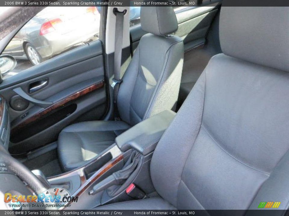 2006 BMW 3 Series 330i Sedan Sparkling Graphite Metallic / Grey Photo #13