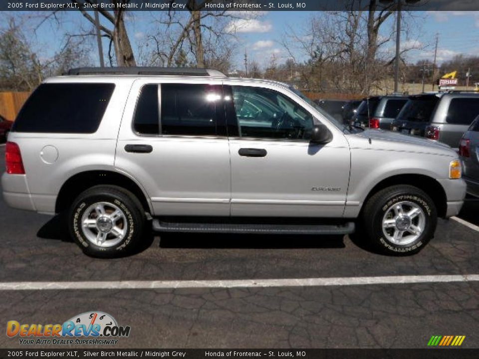 2005 Ford Explorer XLT Silver Birch Metallic / Midnight Grey Photo #1