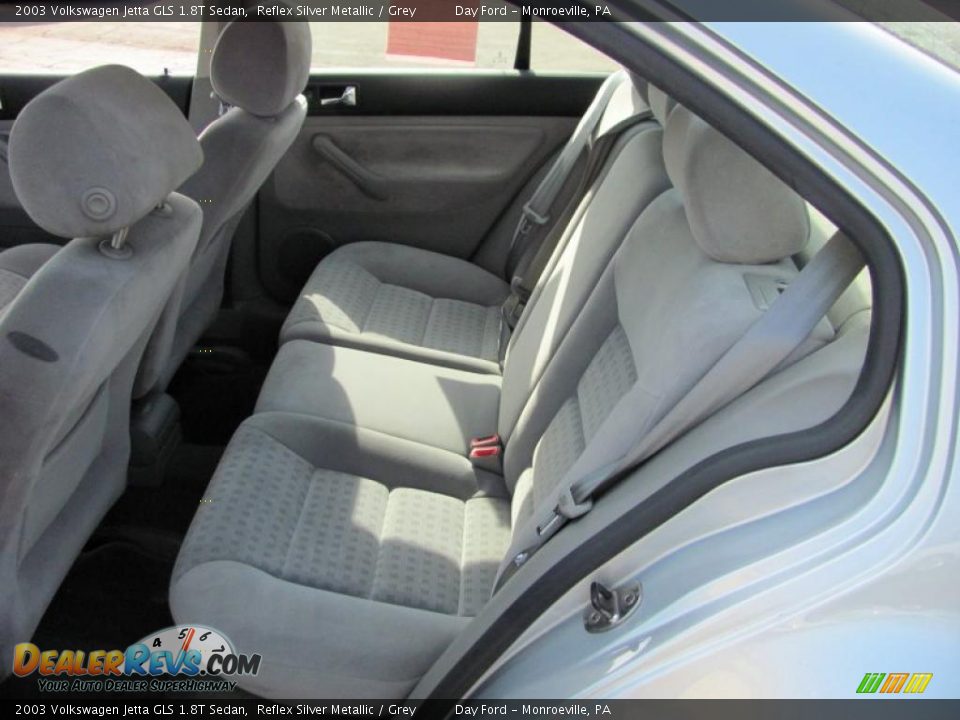 2003 Volkswagen Jetta GLS 1.8T Sedan Reflex Silver Metallic / Grey Photo #13