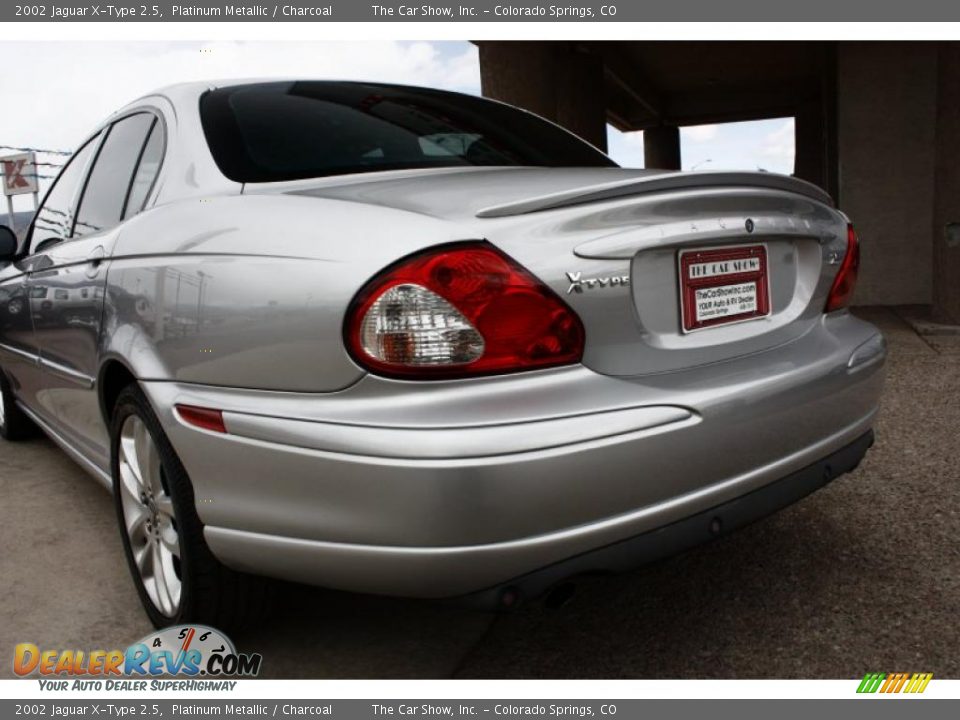 2002 Jaguar X-Type 2.5 Platinum Metallic / Charcoal Photo #19