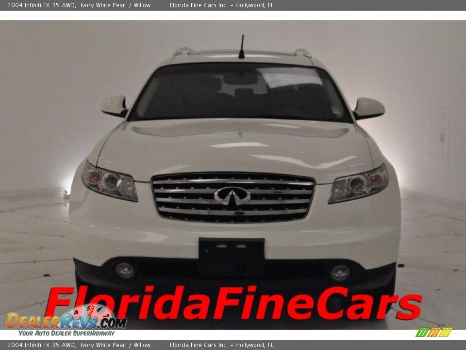 2004 Infiniti FX 35 AWD Ivory White Pearl / Willow Photo #5