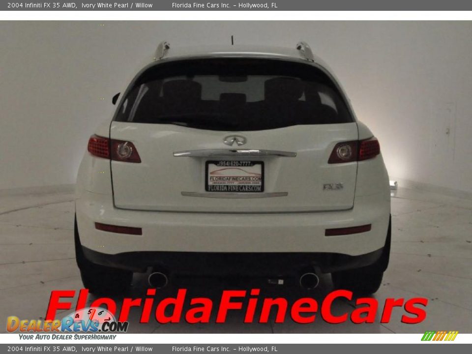 2004 Infiniti FX 35 AWD Ivory White Pearl / Willow Photo #6
