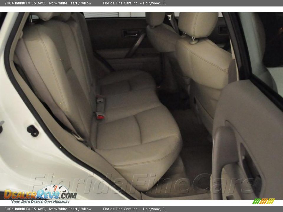 2004 Infiniti FX 35 AWD Ivory White Pearl / Willow Photo #14