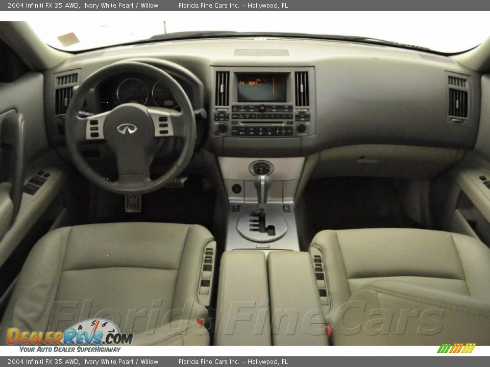 2004 Infiniti FX 35 AWD Ivory White Pearl / Willow Photo #15