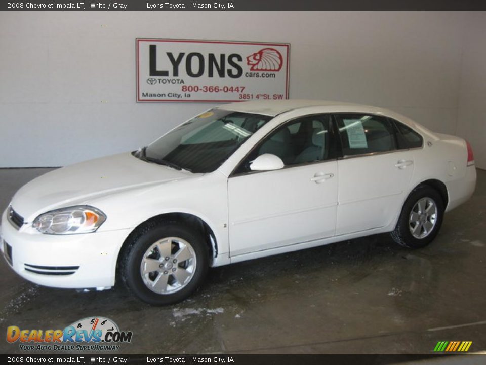 2008 Chevrolet Impala LT White / Gray Photo #1