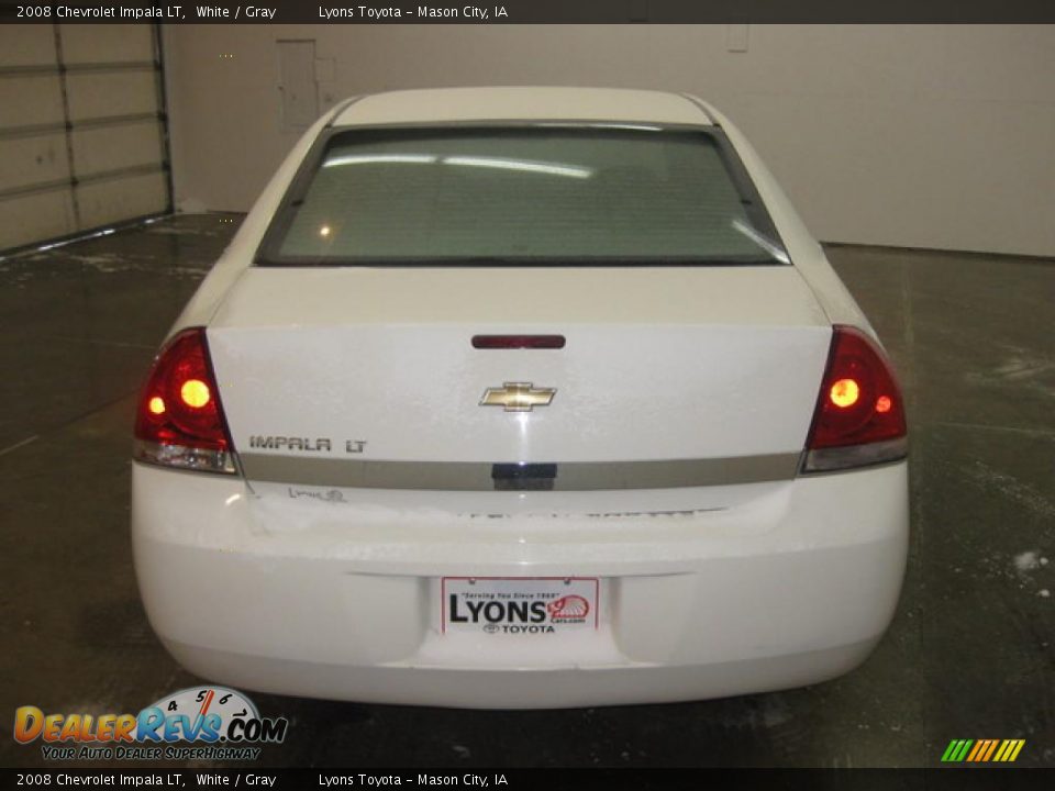 2008 Chevrolet Impala LT White / Gray Photo #5