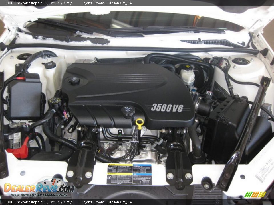 2008 Chevrolet Impala LT White / Gray Photo #19