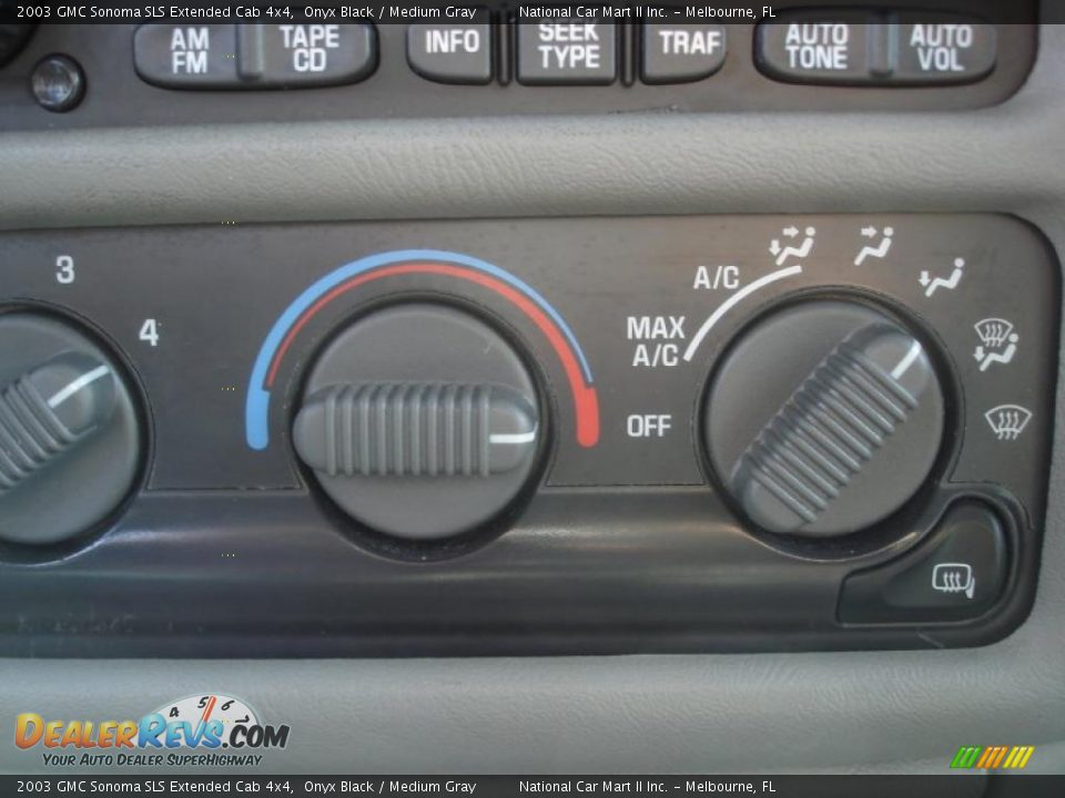 2003 GMC Sonoma SLS Extended Cab 4x4 Onyx Black / Medium Gray Photo #16