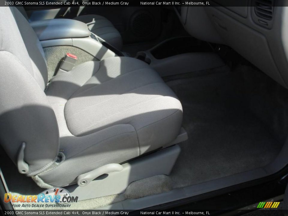 2003 GMC Sonoma SLS Extended Cab 4x4 Onyx Black / Medium Gray Photo #19