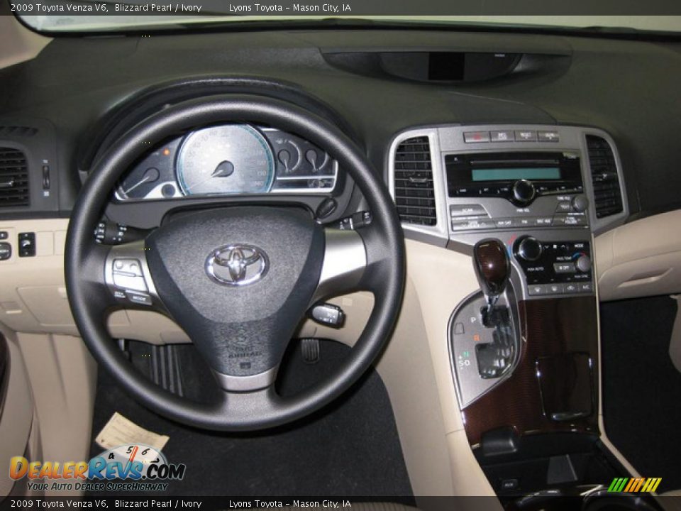 2009 Toyota Venza V6 Blizzard Pearl / Ivory Photo #4