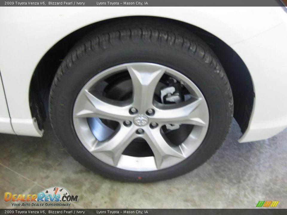 2009 Toyota Venza V6 Blizzard Pearl / Ivory Photo #7