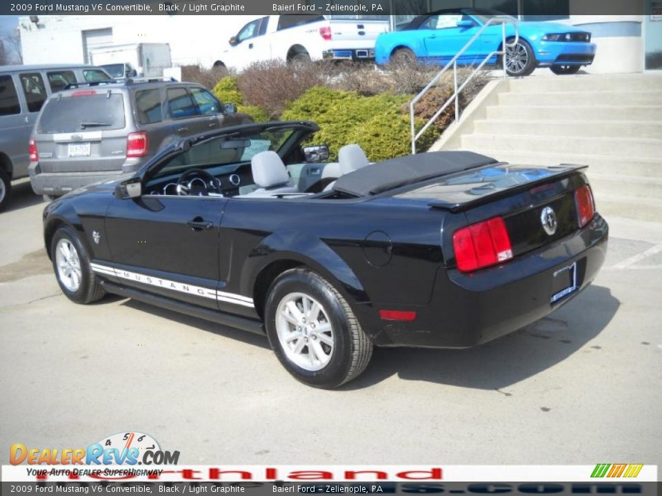 2009 Ford Mustang V6 Convertible Black / Light Graphite Photo #9