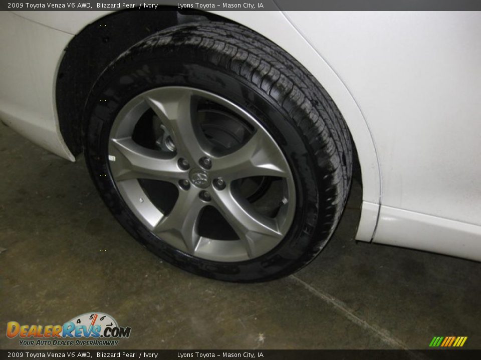 2009 Toyota Venza V6 AWD Blizzard Pearl / Ivory Photo #7