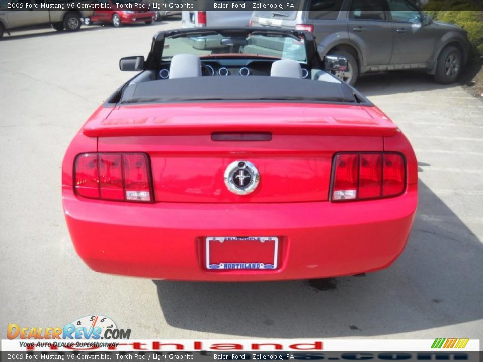 2009 Ford Mustang V6 Convertible Torch Red / Light Graphite Photo #8