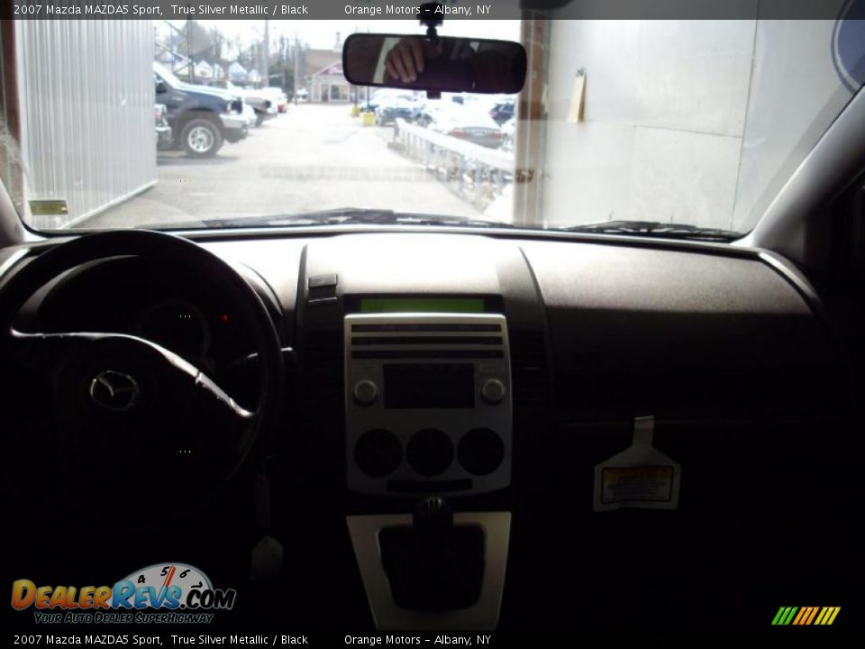 2007 Mazda MAZDA5 Sport True Silver Metallic / Black Photo #8