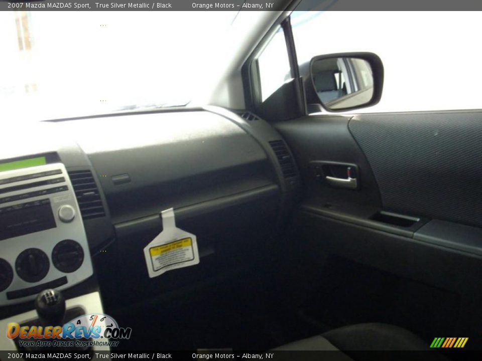 2007 Mazda MAZDA5 Sport True Silver Metallic / Black Photo #9
