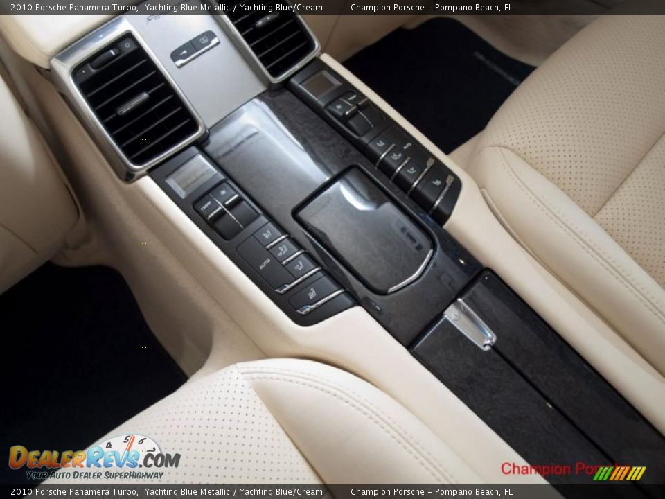 2010 Porsche Panamera Turbo Yachting Blue Metallic / Yachting Blue/Cream Photo #20