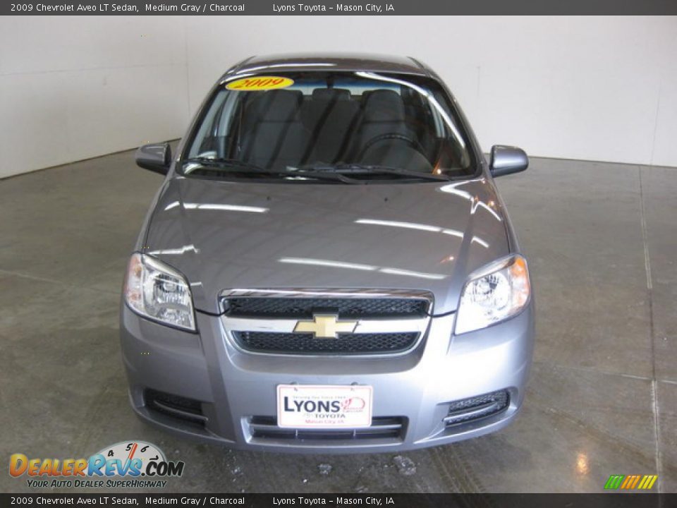 2009 Chevrolet Aveo LT Sedan Medium Gray / Charcoal Photo #2