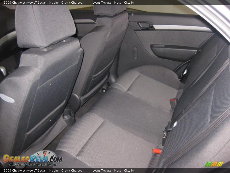 2009 Chevrolet Aveo LT Sedan Medium Gray / Charcoal Photo #8