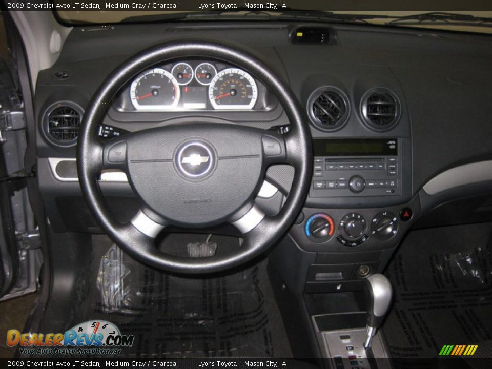 2009 Chevrolet Aveo LT Sedan Medium Gray / Charcoal Photo #9