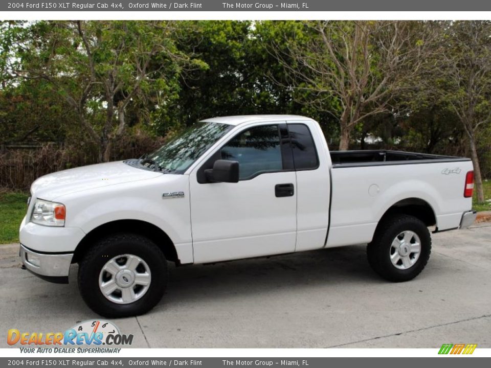 2004 Ford F150 XLT Regular Cab 4x4 Oxford White / Dark Flint Photo #2