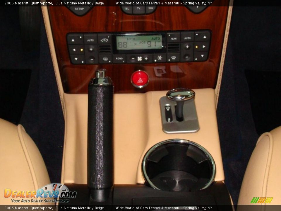 2006 Maserati Quattroporte Blue Nettuno Metallic / Beige Photo #25