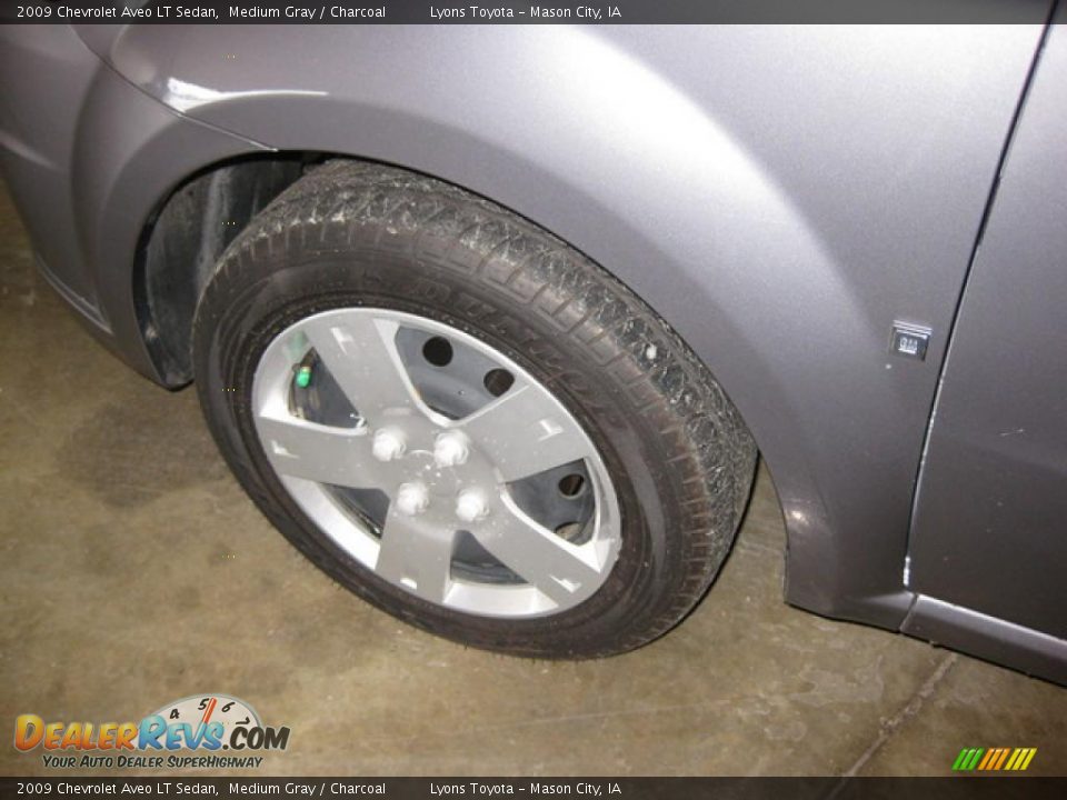 2009 Chevrolet Aveo LT Sedan Medium Gray / Charcoal Photo #17