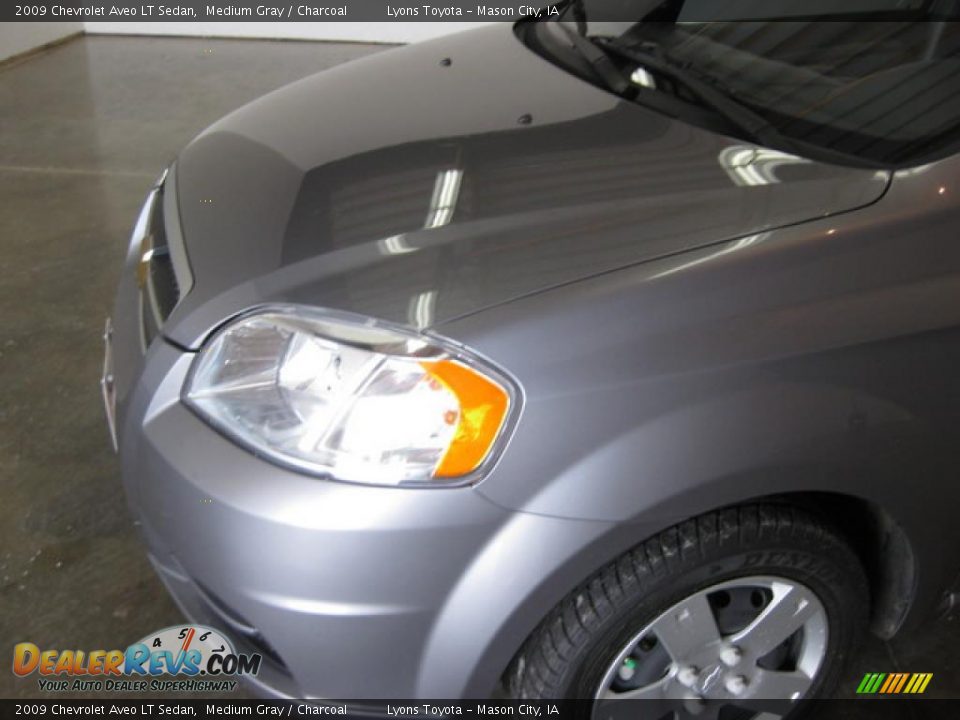 2009 Chevrolet Aveo LT Sedan Medium Gray / Charcoal Photo #18