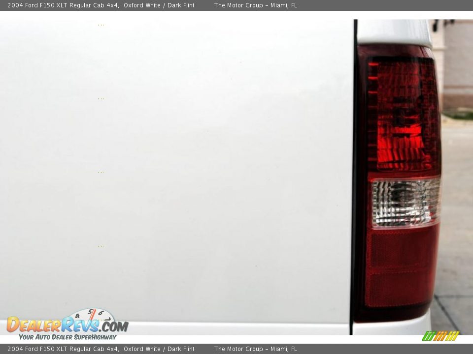 2004 Ford F150 XLT Regular Cab 4x4 Oxford White / Dark Flint Photo #26