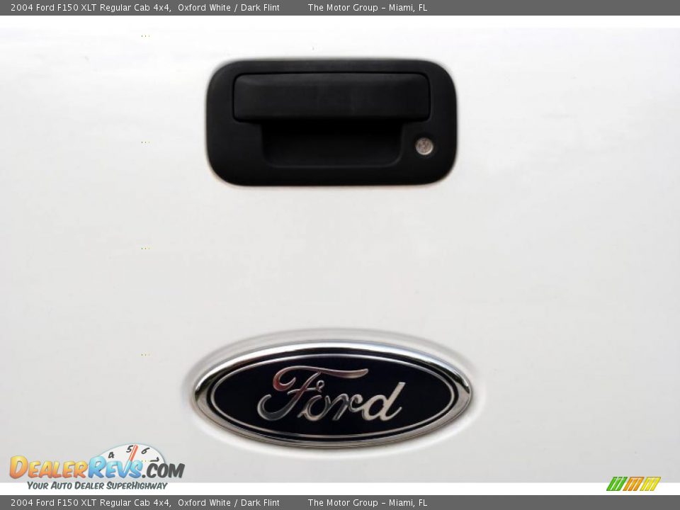 2004 Ford F150 XLT Regular Cab 4x4 Oxford White / Dark Flint Photo #28