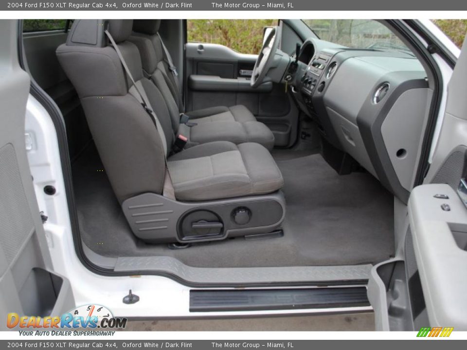 2004 Ford F150 XLT Regular Cab 4x4 Oxford White / Dark Flint Photo #32