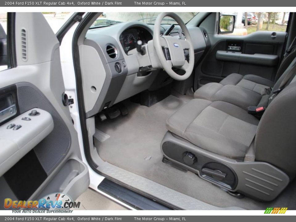 2004 Ford F150 XLT Regular Cab 4x4 Oxford White / Dark Flint Photo #35