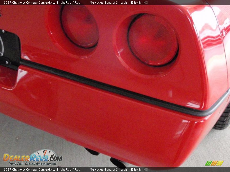 1987 Chevrolet Corvette Convertible Bright Red / Red Photo #19