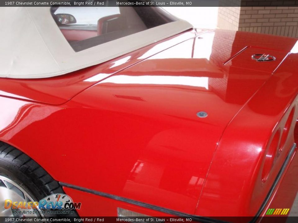 1987 Chevrolet Corvette Convertible Bright Red / Red Photo #22