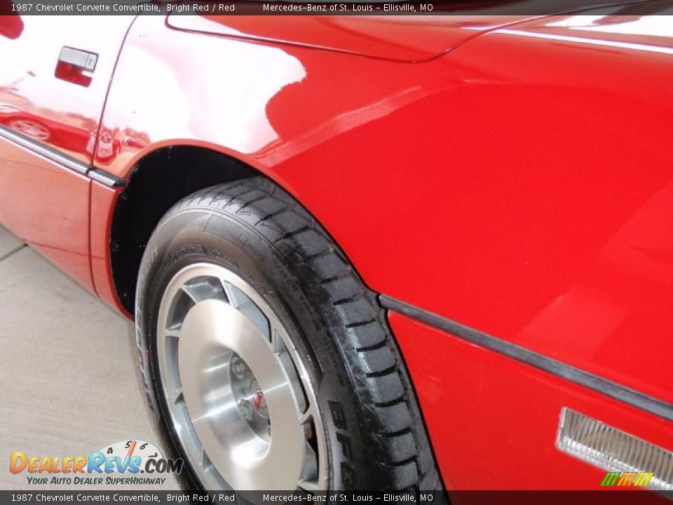 1987 Chevrolet Corvette Convertible Bright Red / Red Photo #23