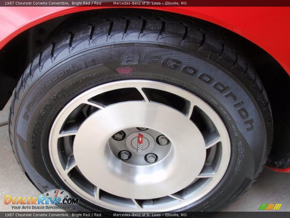 1987 Chevrolet Corvette Convertible Bright Red / Red Photo #28