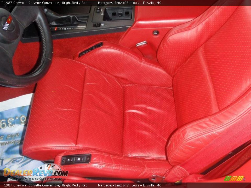 1987 Chevrolet Corvette Convertible Bright Red / Red Photo #31