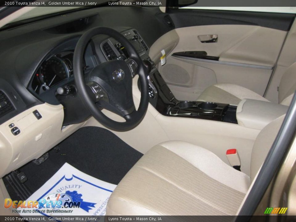 2010 Toyota Venza I4 Golden Umber Mica / Ivory Photo #2