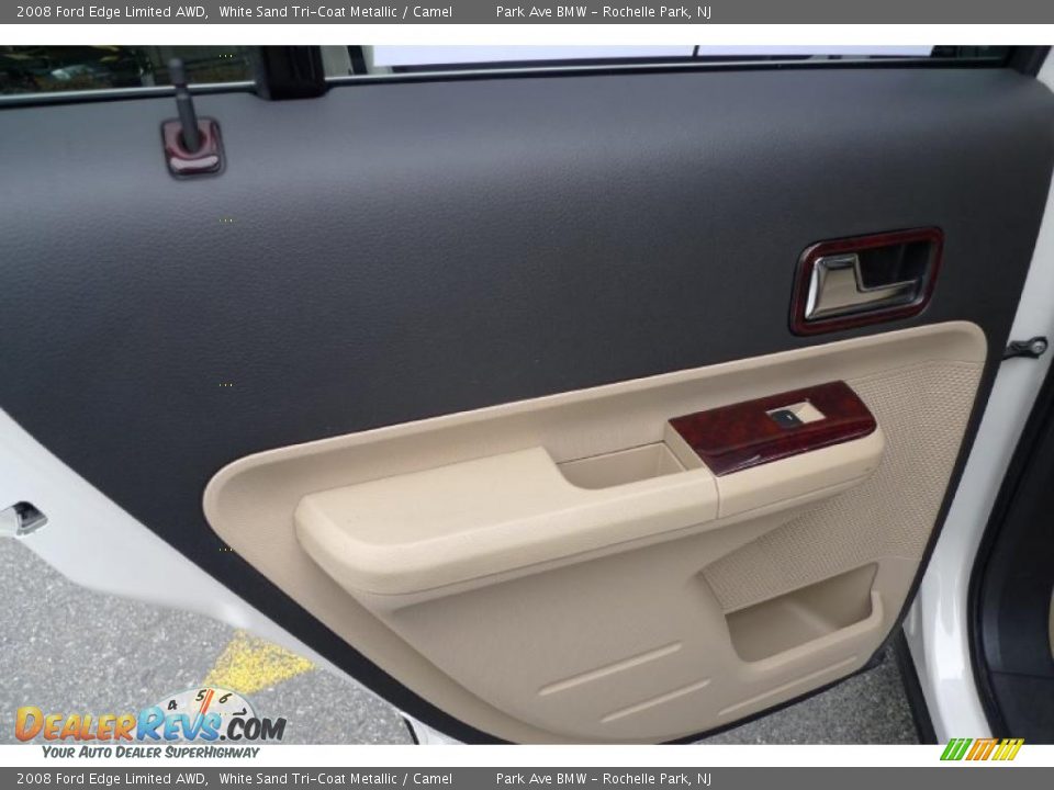 2008 Ford Edge Limited AWD White Sand Tri-Coat Metallic / Camel Photo #31
