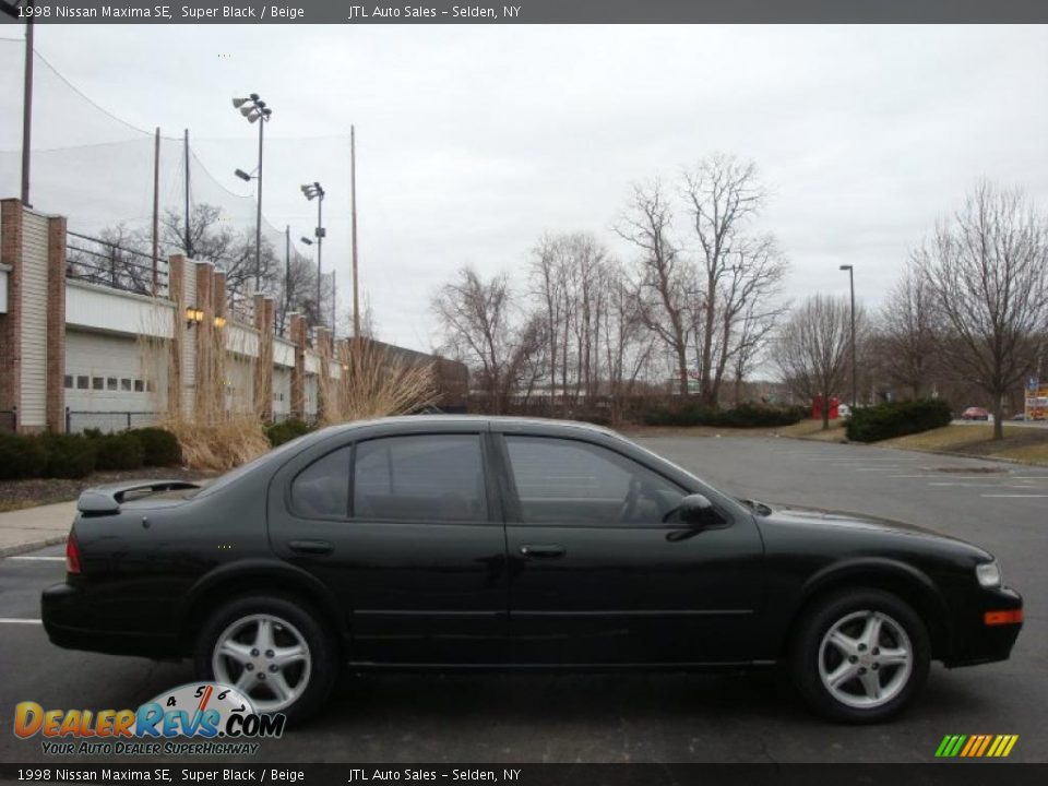 1998 Nissan Maxima SE Super Black / Beige Photo #7