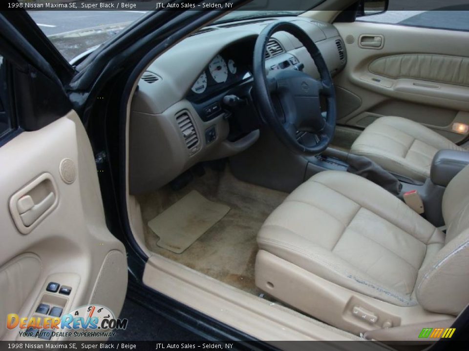 1998 Nissan Maxima SE Super Black / Beige Photo #11