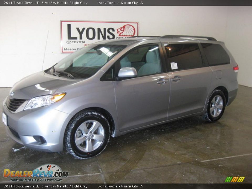 2011 Toyota Sienna LE Silver Sky Metallic / Light Gray Photo #1