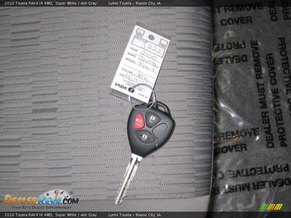 2010 Toyota RAV4 I4 4WD Super White / Ash Gray Photo #10