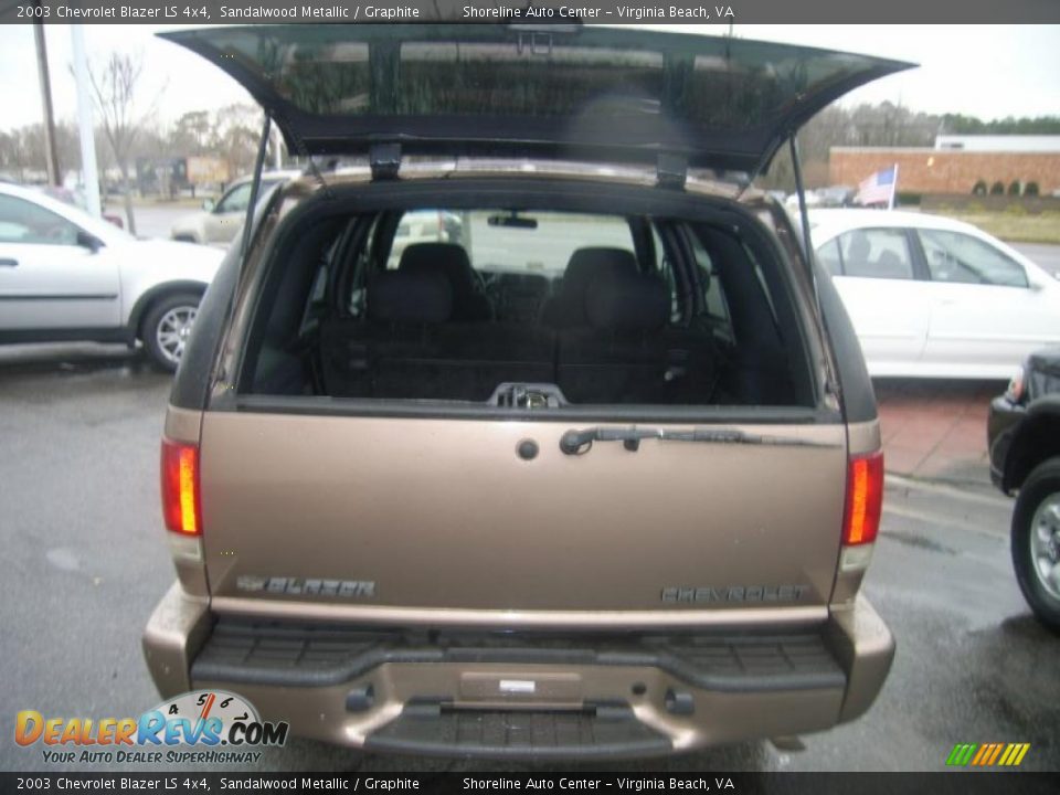 2003 Chevrolet Blazer LS 4x4 Sandalwood Metallic / Graphite Photo #9